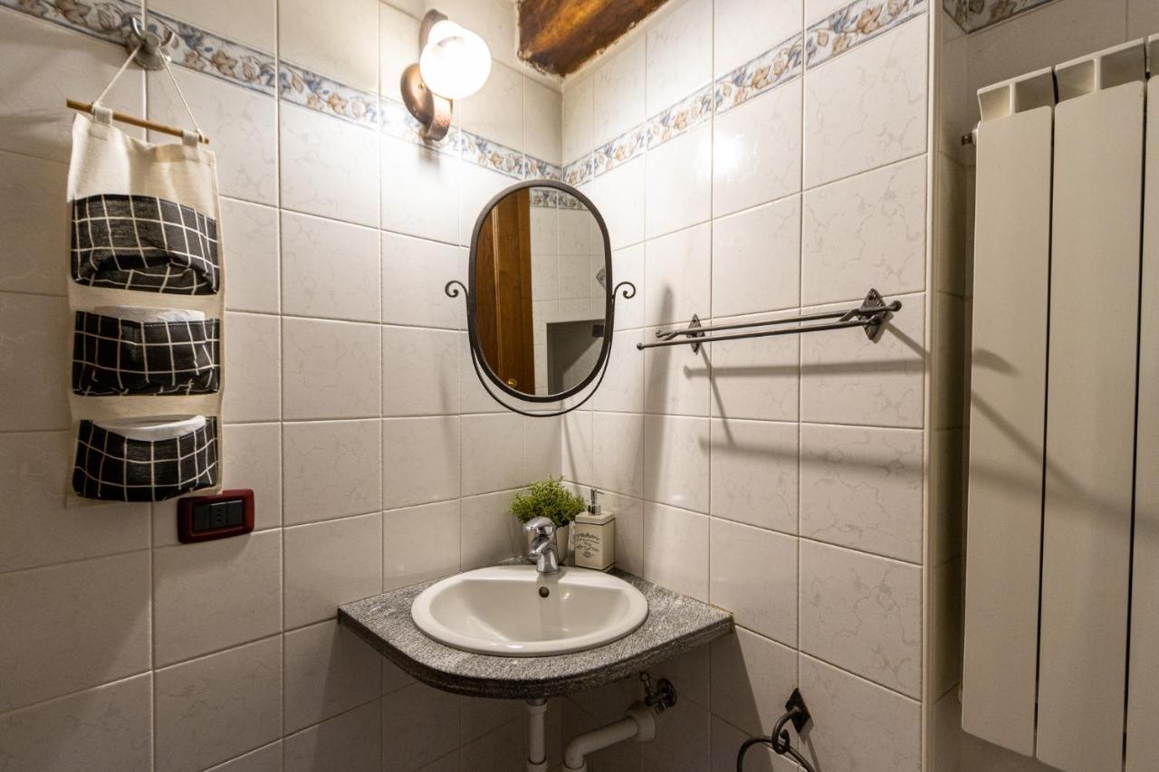 Stay5Vie: Incantevole Monolocale/Balcone/Borgo Domodossola Esterno foto